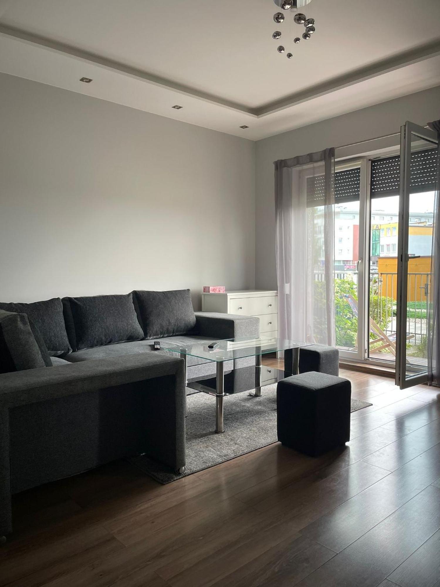 Apartament Laura Z Ogrodkiem 凯尔采 外观 照片